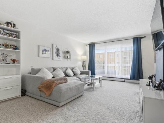 Condo for sale in Wedgewood, Alberta