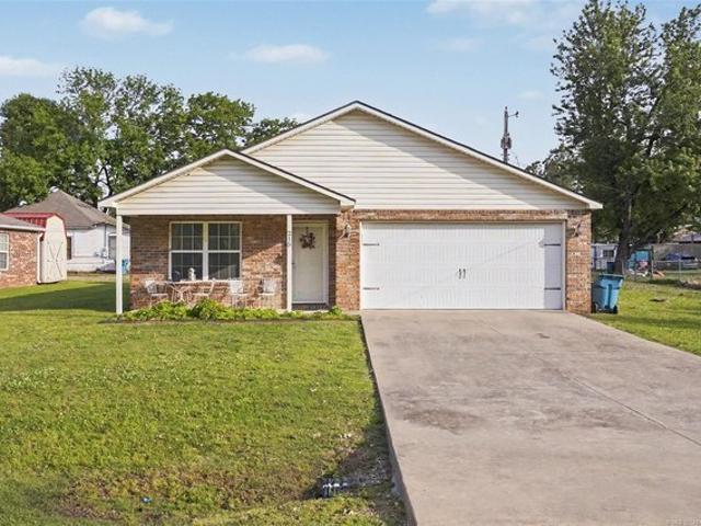 House for sale in Rogers, Oklahoma