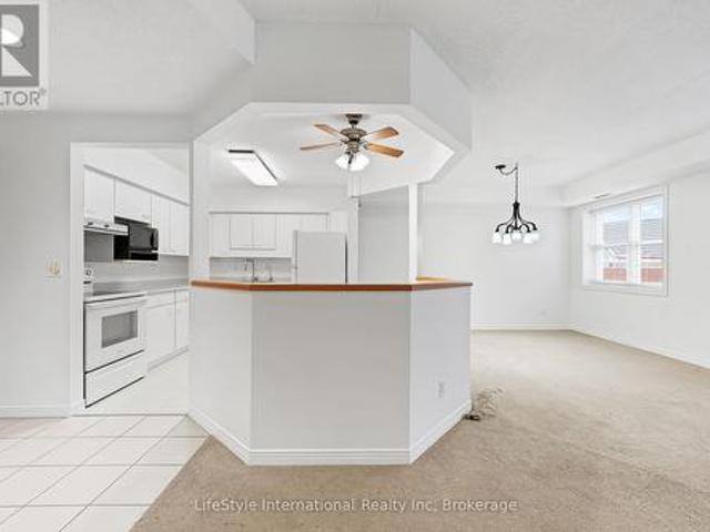 Condo for sale in Guelph, Ontario