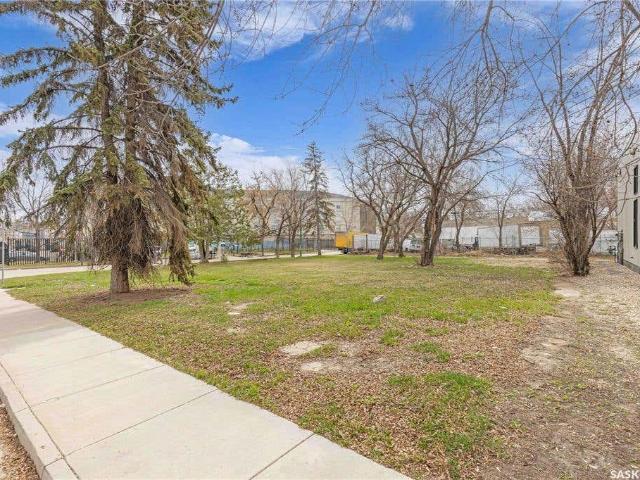 Land for sale in Saskatoon, Saskatchewan