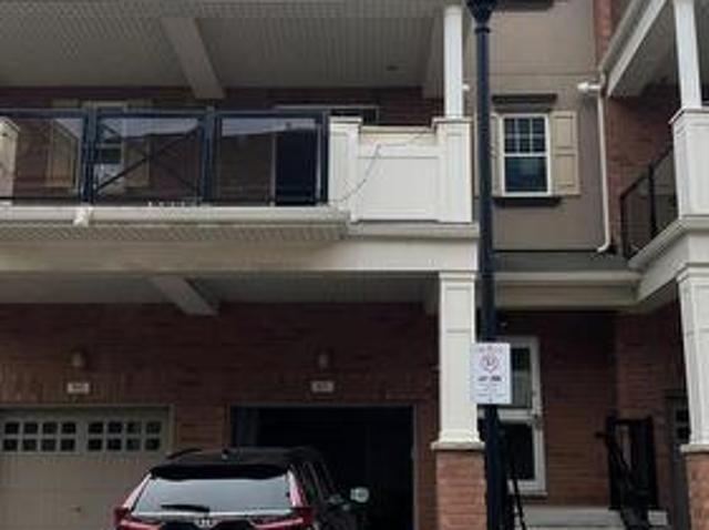 Townhouse for rent in Oakville, Ontario