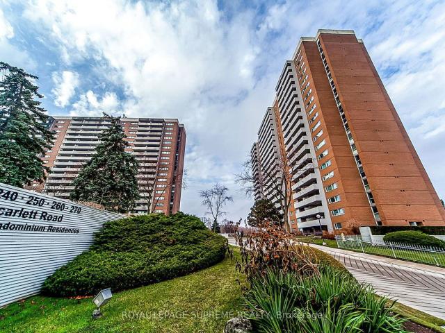 Condo for sale in Woburn, Ontario