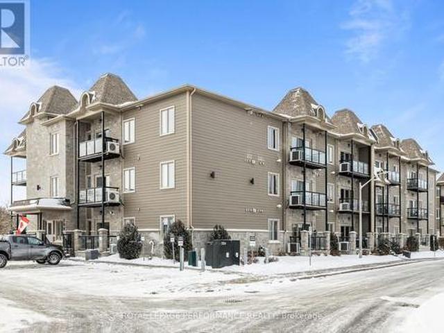 Condo for sale in Russell, Ontario