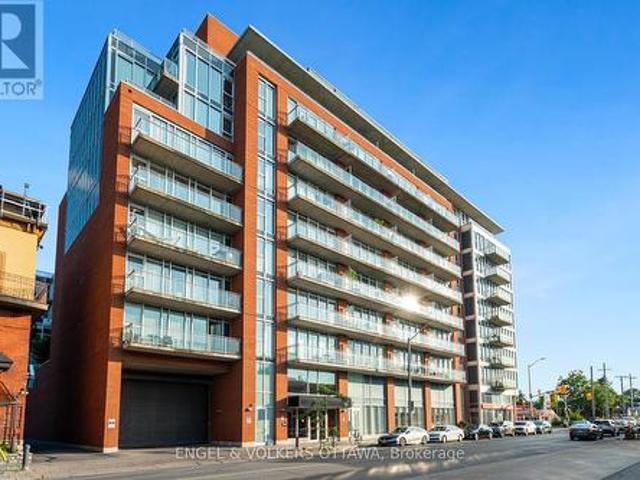 Condo for sale in Somerset, Ottawa
