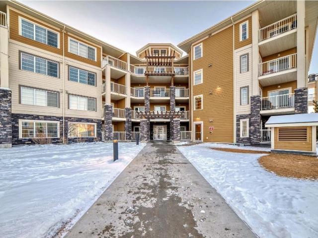 Apartment for sale in Wedgewood, Alberta