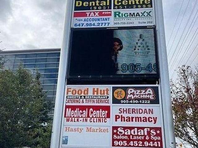 Commercial for rent in Georgina, Ontario