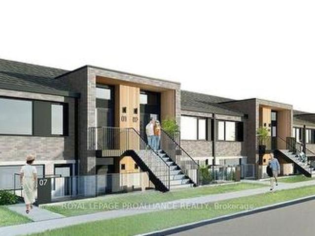 Townhouse for sale in Cobourg, Ontario