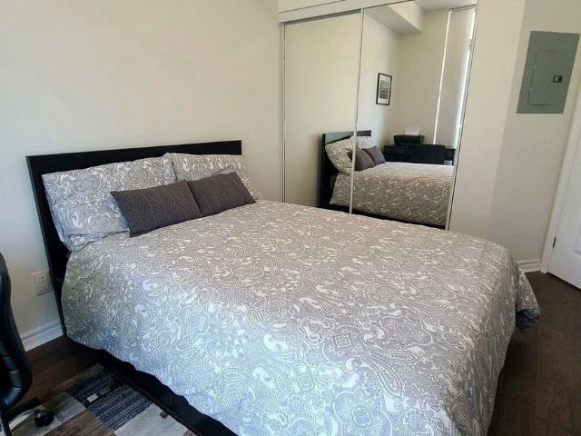 House for rent in Etobicoke—Lakeshore, Toronto