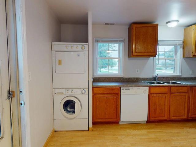 House for sale in State Center, Marshall County