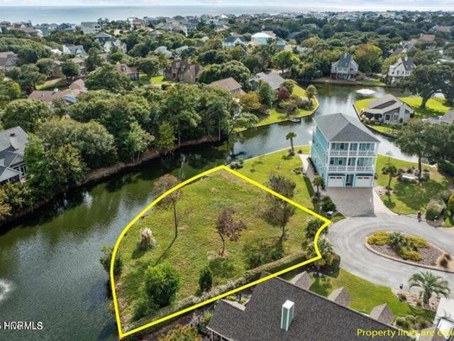 Land for sale in Emerald Isle, North Carolina