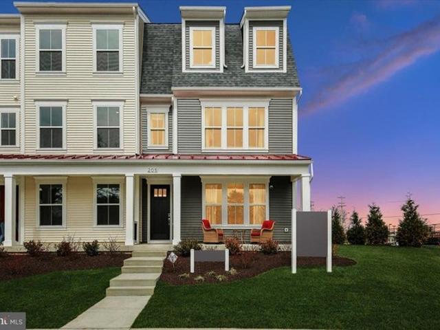Townhouse for sale in Dickerson, Maryland