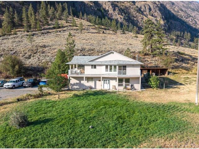 House for sale in Keremeos, British Columbia