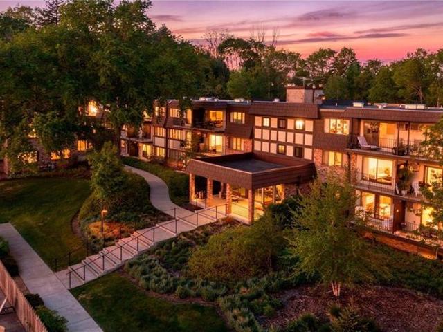 Condo for sale in Hennepin, Minnesota
