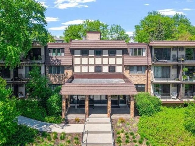 Condo for sale in Wayzata, Hennepin County