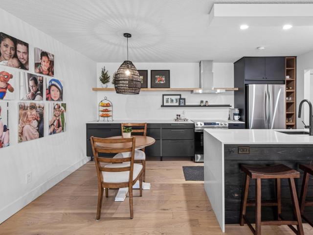 House for sale in Wayzata, Hennepin County