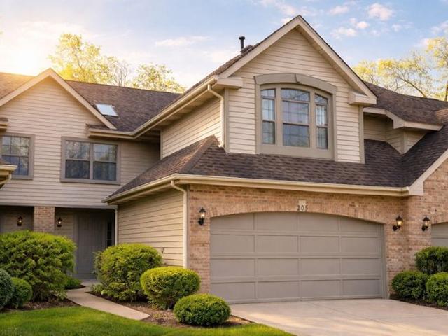 Townhouse for sale in Bloomingdale, Illinois