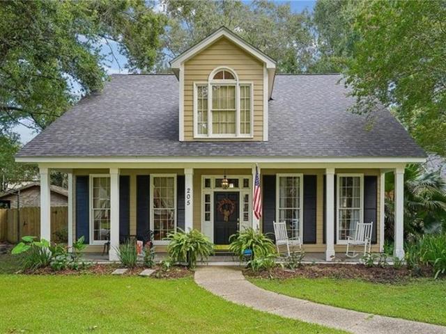 House for sale in Mandeville, Louisiana