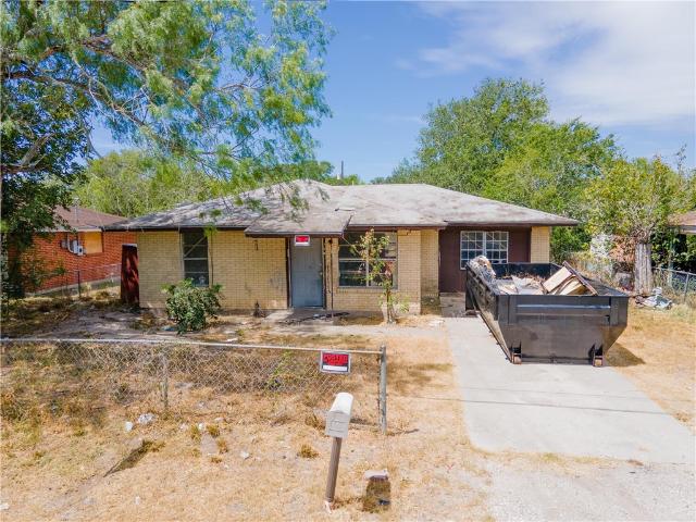 House for sale in George West, Texas