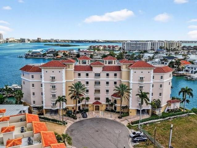 Condo for sale in Clearwater, Florida