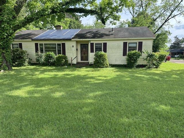 House for sale in Aberdeen, Mississippi