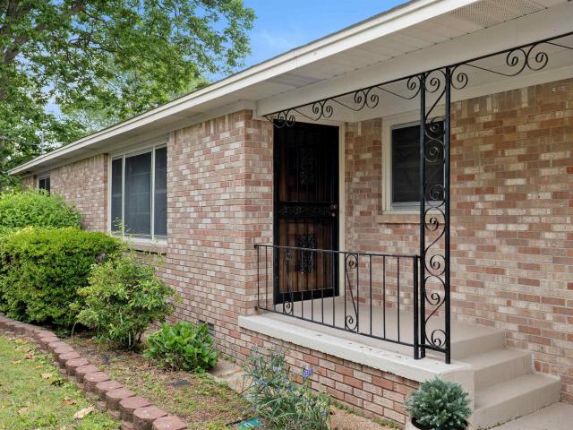 House for sale in Ark