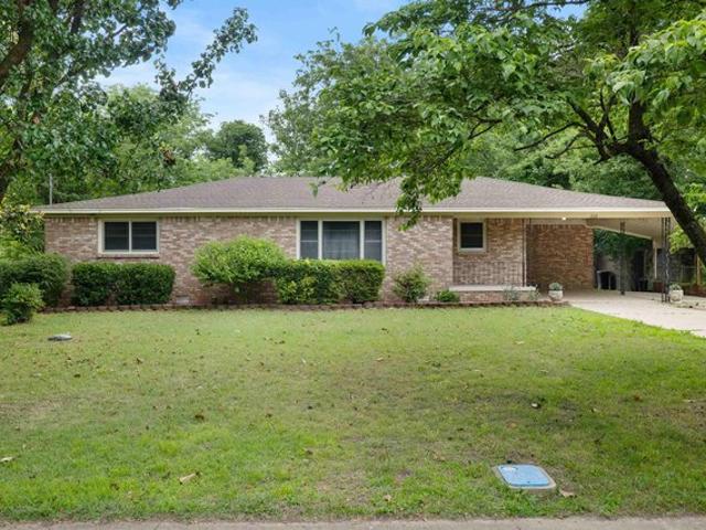 House for sale in Ark