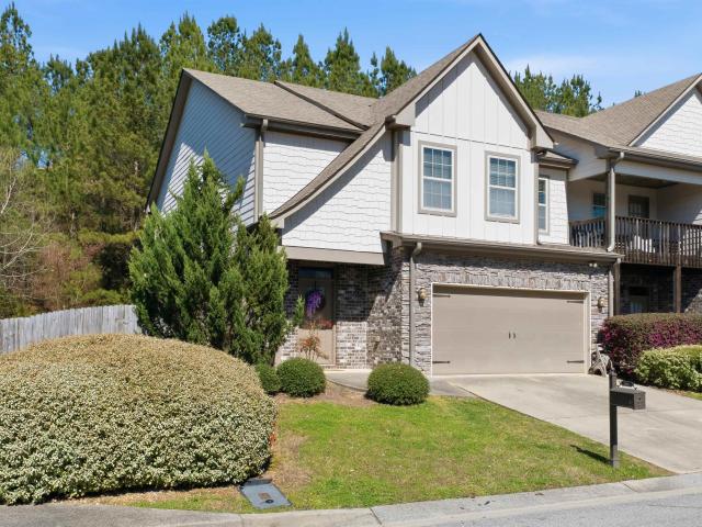 Townhouse for sale in Chelsea, Alabama