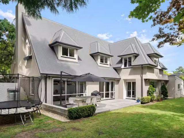 House for sale in Burnside, Canterbury