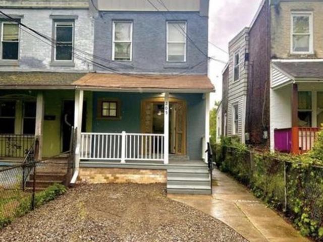 Townhouse for sale in Delco, Pennsylvania