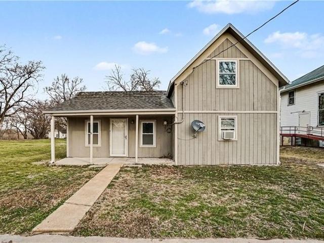 House for sale in Winston, Missouri