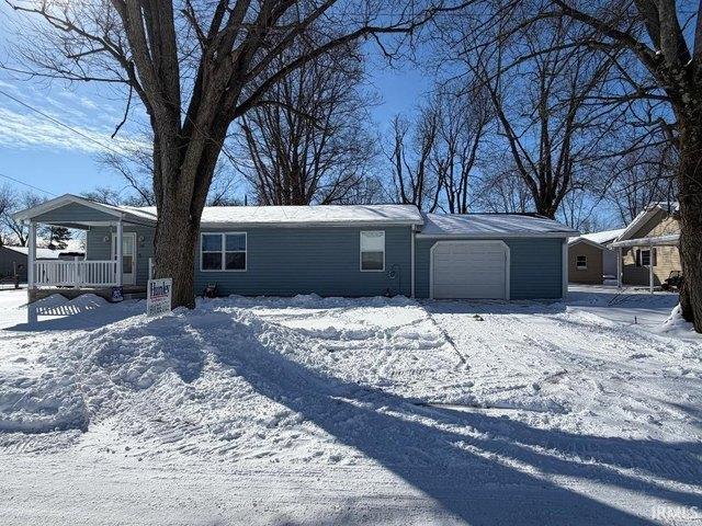 House for sale in Carlisle, Indiana
