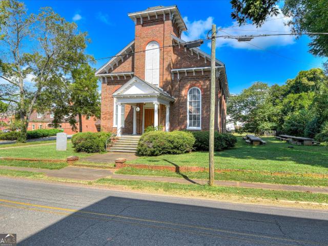 House for sale in Rayle, Georgia