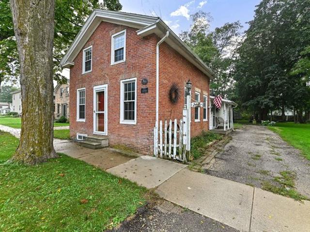 House for sale in Rochester, Wisconsin