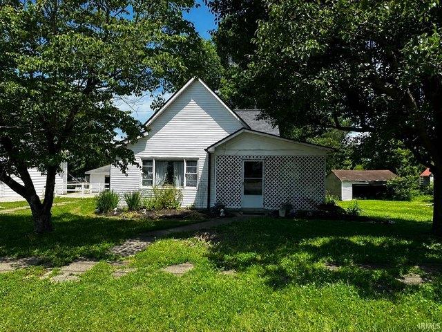 House for sale in Winslow, Indiana