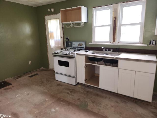 House for sale in Toledo, Tama County