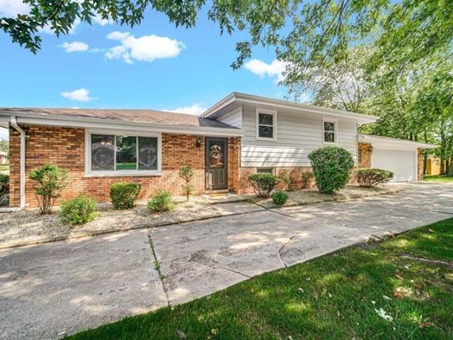House for sale in Schererville, Indiana
