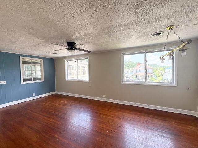 House for sale in Hagerhill, Kentucky