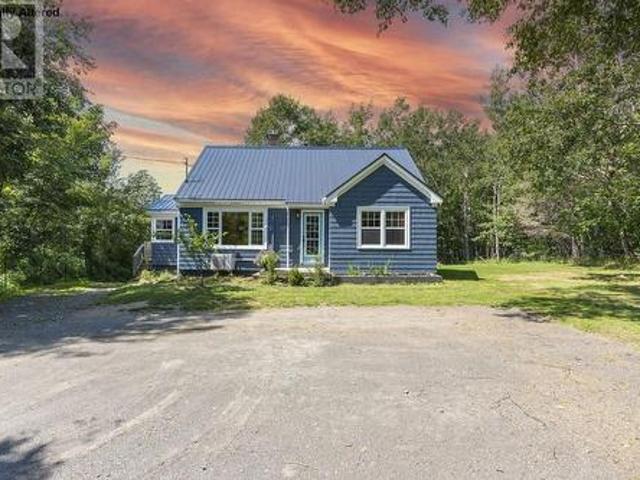 House for sale in Deep Brook, Nova Scotia