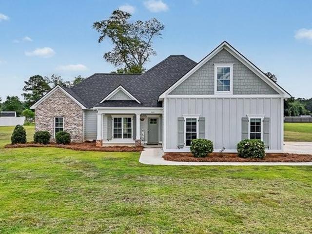 House for sale in Leesburg, Georgia