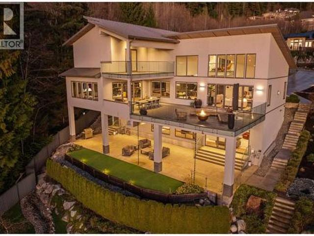 House for sale in Anmore, British Columbia