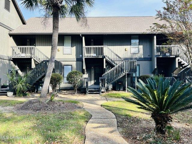 Condo for sale in Diamondhead, Mississippi