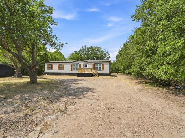 House for sale in Ellis, Texas