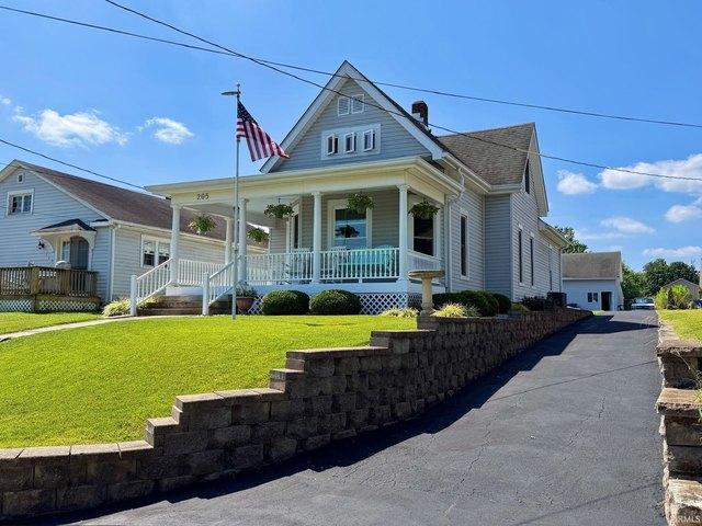 House for sale in Bedford, Indiana