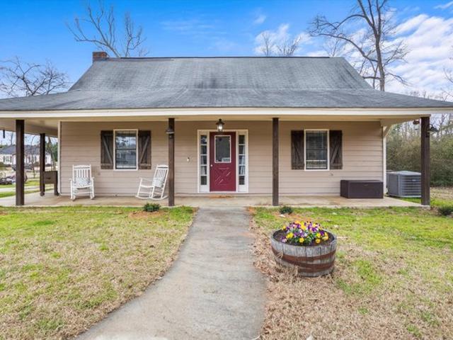 House for sale in Waynesboro, Georgia
