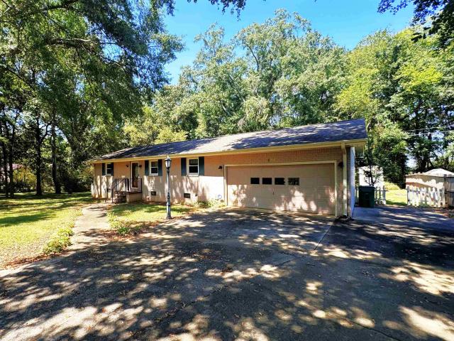 House for sale in Tuscumbia, Colbert County