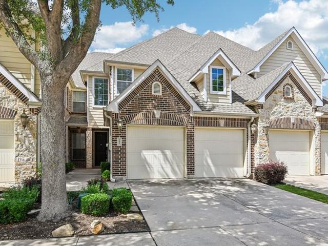 Townhouse for sale in Denton, Texas