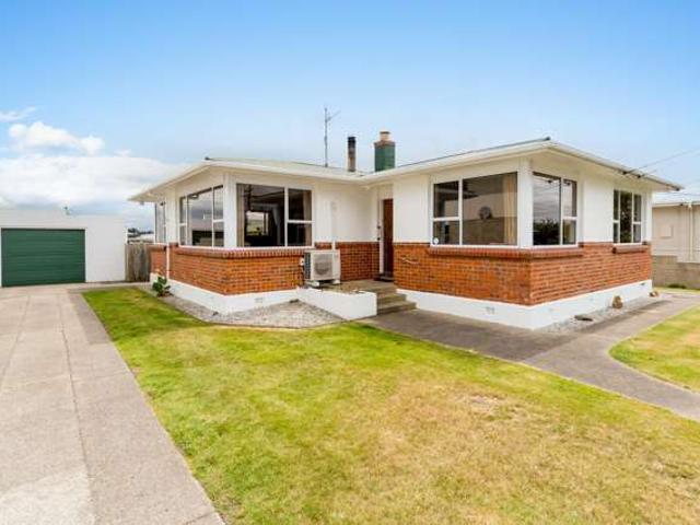 House for sale in Otakou
