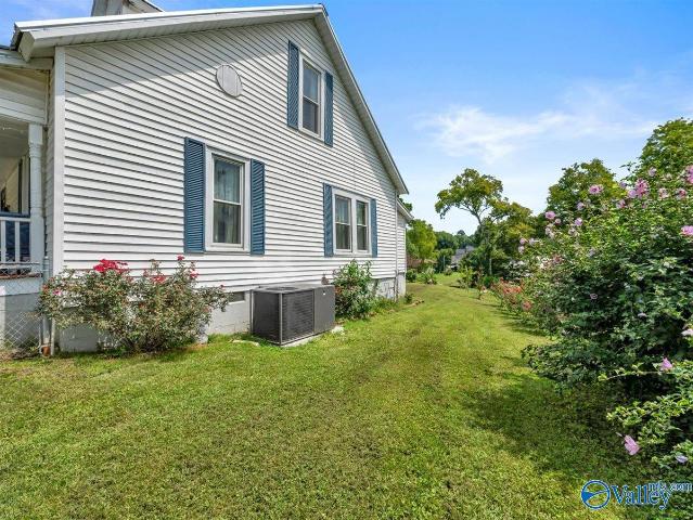 House for sale in Stevenson, Alabama