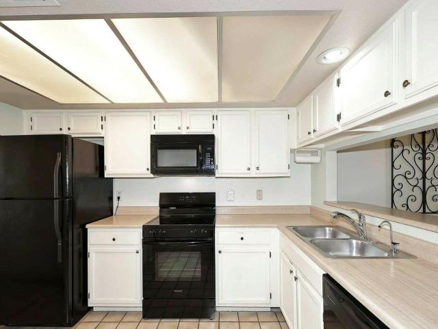 Apartment for sale in Mesa Apartment for sale in Mesa