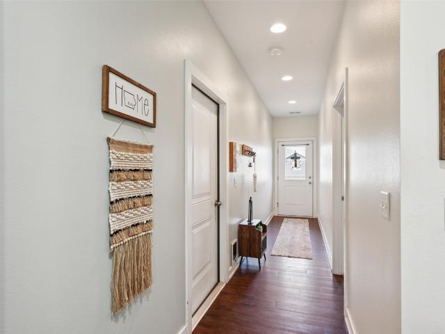 Condo for sale in Sully, Iowa